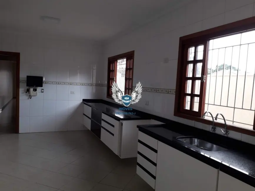 Foto 6 de Sobrado com 3 quartos à venda, 300m2 em Tremembé, São Paulo - SP