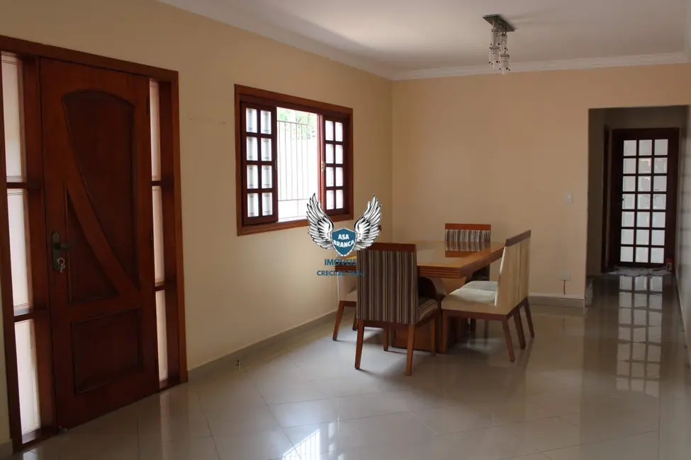 Foto 3 de Sobrado com 3 quartos à venda, 300m2 em Tremembé, São Paulo - SP