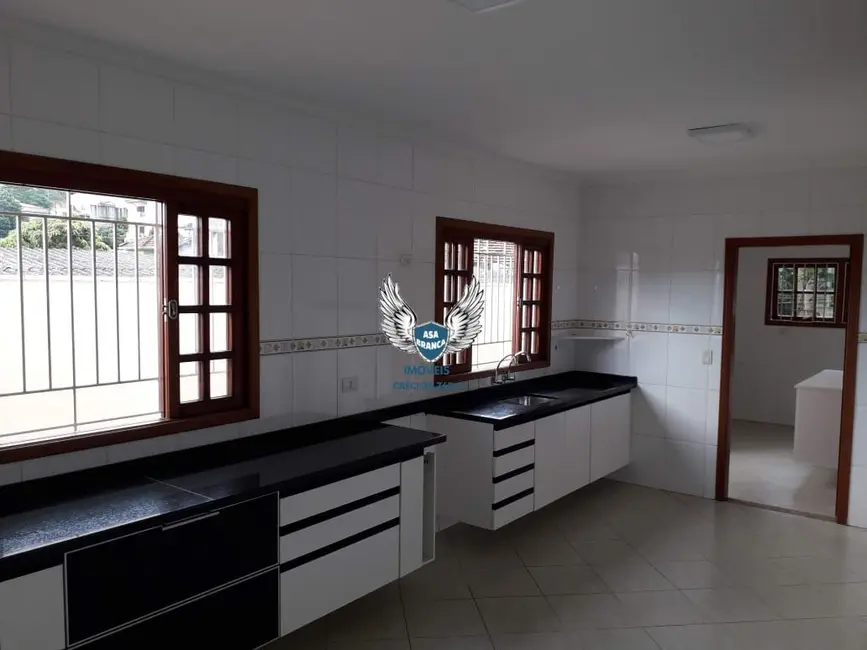 Foto 5 de Sobrado com 3 quartos à venda, 300m2 em Tremembé, São Paulo - SP