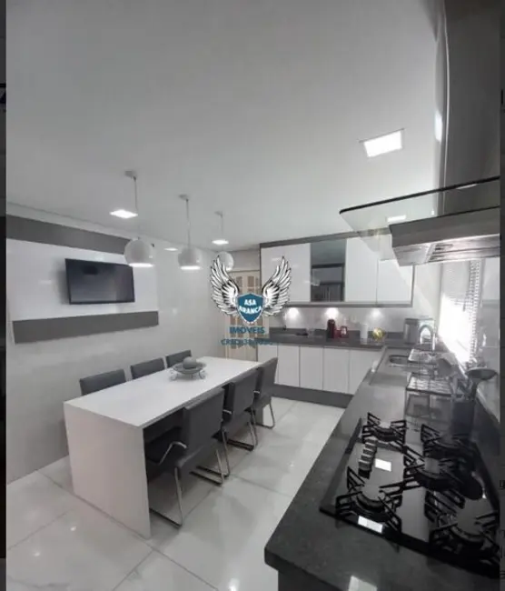 Sobrado com 3 quartos à venda, 200m2 em Vila Mazzei, São Paulo - SP - imagem 5 Foto 5 de Sobrado com 3 quartos à venda, 200m2 em Vila Mazzei, São Paulo - SP