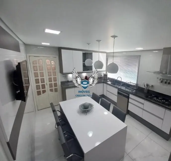 Sobrado com 3 quartos à venda, 200m2 em Vila Mazzei, São Paulo - SP - imagem 6 Foto 6 de Sobrado com 3 quartos à venda, 200m2 em Vila Mazzei, São Paulo - SP