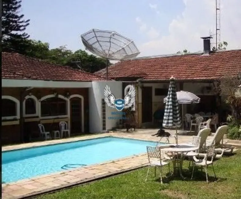 Casa com 4 quartos à venda, 1000m2 em Tremembé, São Paulo - SP - imagem 2 Foto 2 de Casa com 4 quartos à venda, 1000m2 em Tremembé, São Paulo - SP