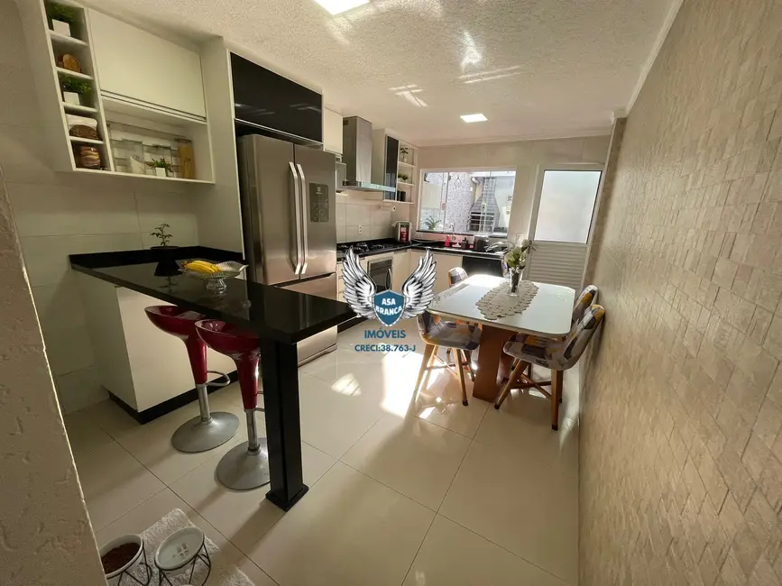 Foto 2 de Sobrado com 2 quartos à venda, 130m2 em Carandiru, São Paulo - SP