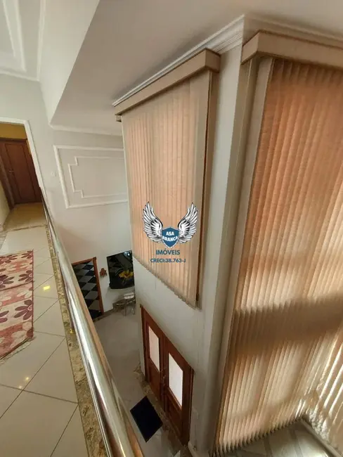 Foto 6 de Sobrado com 3 quartos à venda, 430m2 em Conjunto Residencial Santa Terezinha, São Paulo - SP