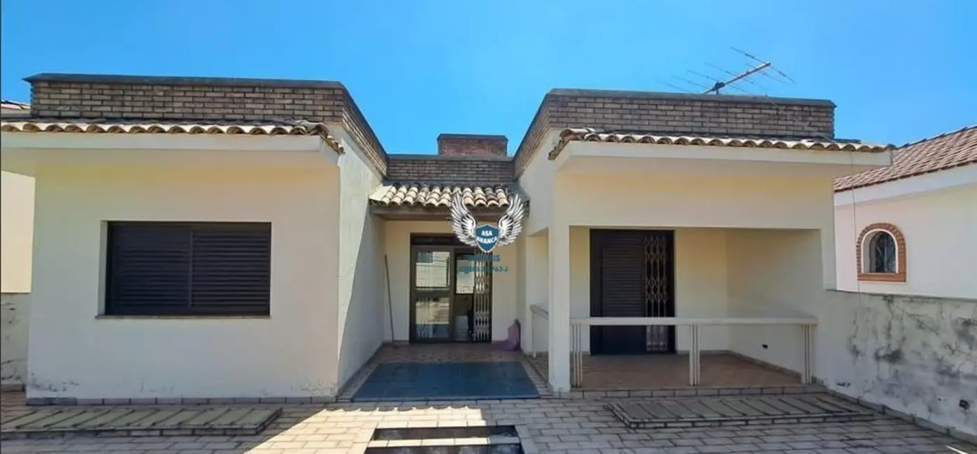 Sobrado com 5 quartos à venda, 270m2 em Tremembé, São Paulo - SP - imagem 8 Foto 8 de Sobrado com 5 quartos à venda, 270m2 em Tremembé, São Paulo - SP