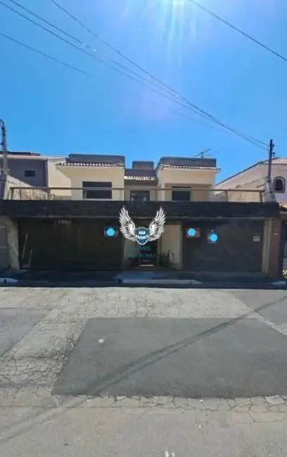 Sobrado com 5 quartos à venda, 270m2 em Tremembé, São Paulo - SP - imagem 1 Foto 1 de Sobrado com 5 quartos à venda, 270m2 em Tremembé, São Paulo - SP