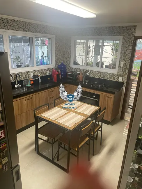 Foto 5 de Sobrado com 4 quartos à venda, 210m2 em Horto Florestal, São Paulo - SP