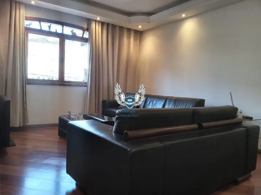 Sobrado com 3 quartos à venda, 153m2 em Jardim Carlu, São Paulo - SP - imagem 6 Foto 6 de Sobrado com 3 quartos à venda, 153m2 em Jardim Carlu, São Paulo - SP