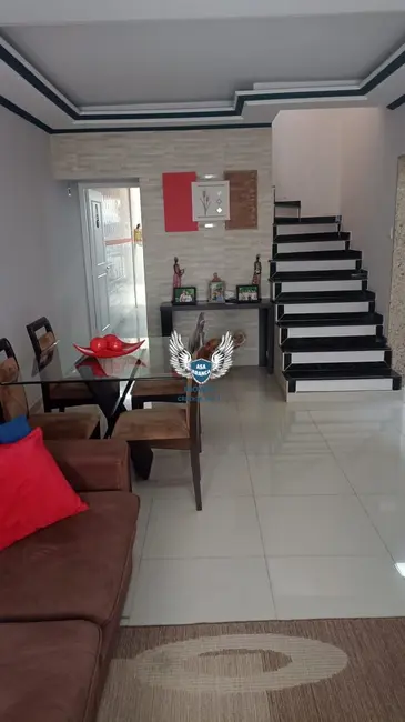 Casa de Condomínio com 3 quartos à venda, 127m2 em Portal dos Gramados, Guarulhos - SP - imagem 2 Foto 2 de Casa de Condomínio com 3 quartos à venda, 127m2 em Portal dos Gramados, Guarulhos - SP