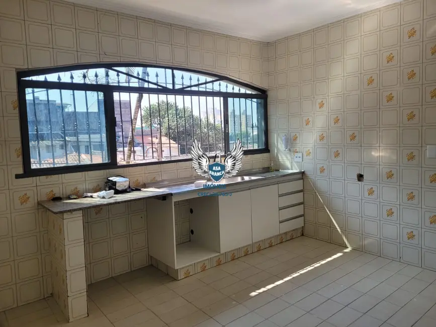 Sobrado com 4 quartos à venda, 229m2 em Tucuruvi, São Paulo - SP - imagem 4 Foto 4 de Sobrado com 4 quartos à venda, 229m2 em Tucuruvi, São Paulo - SP