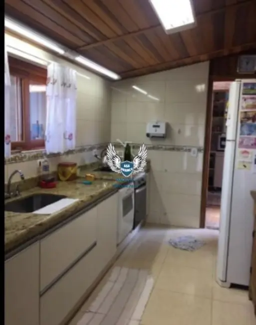 Foto 3 de Chácara com 3 quartos à venda, 130m2 em Chácaras Fernão Dias, Atibaia - SP