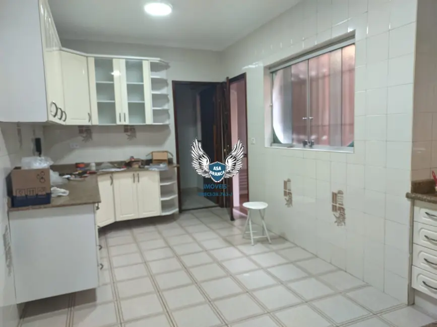 Sobrado com 3 quartos à venda, 165m2 em Vila Mazzei, São Paulo - SP - imagem 3 Foto 3 de Sobrado com 3 quartos à venda, 165m2 em Vila Mazzei, São Paulo - SP