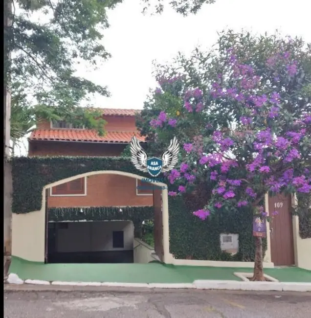 Sobrado com 8 quartos à venda, 343m2 em Santana, São Paulo - SP - imagem 3 Foto 3 de Sobrado com 8 quartos à venda, 343m2 em Santana, São Paulo - SP