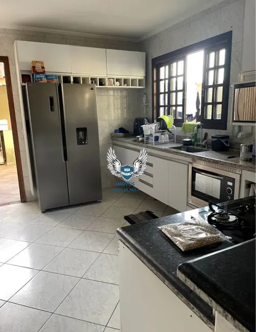 Foto 3 de Sobrado com 4 quartos à venda, 175m2 em Vila Irmãos Arnoni, São Paulo - SP