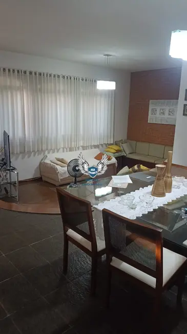 Foto 1 de Casa com 3 quartos à venda, 500m2 em Santa Teresinha, São Paulo - SP