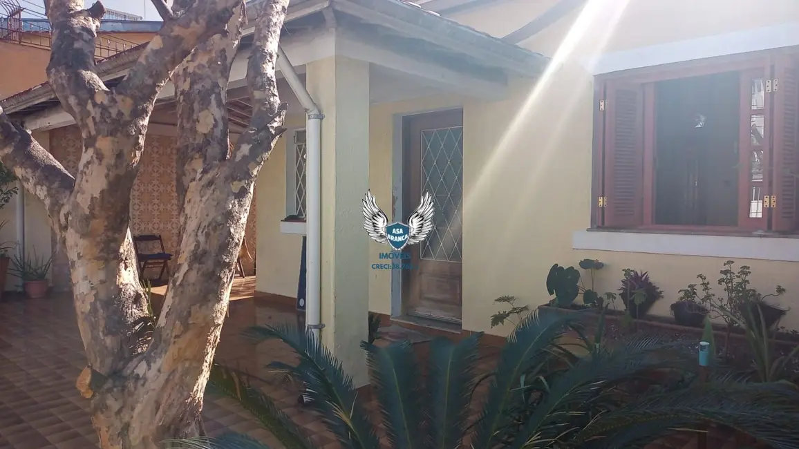 Casa com 4 quartos à venda, 250m2 em Santana, São Paulo - SP - imagem 3 Foto 3 de Casa com 4 quartos à venda, 250m2 em Santana, São Paulo - SP