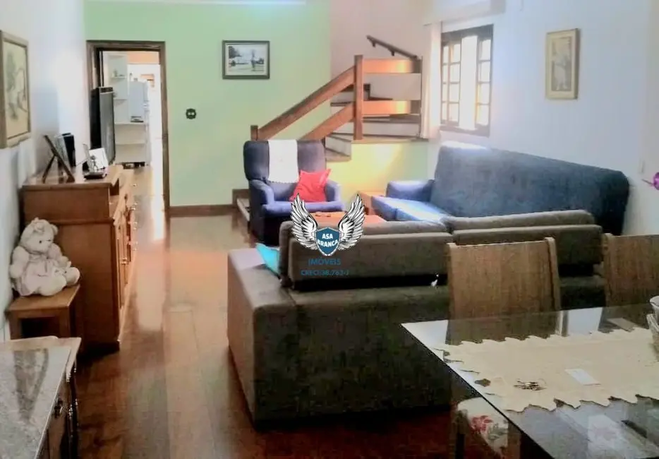 Sobrado com 3 quartos à venda, 208m2 em Santana, São Paulo - SP - imagem 5 Foto 5 de Sobrado com 3 quartos à venda, 208m2 em Santana, São Paulo - SP