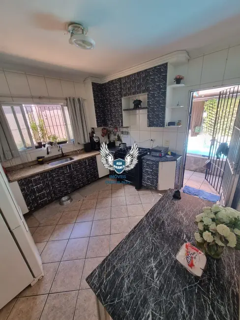 Casa com 3 quartos à venda, 350m2 em São Paulo - SP - imagem 3 Foto 3 de Casa com 3 quartos à venda, 350m2 em São Paulo - SP