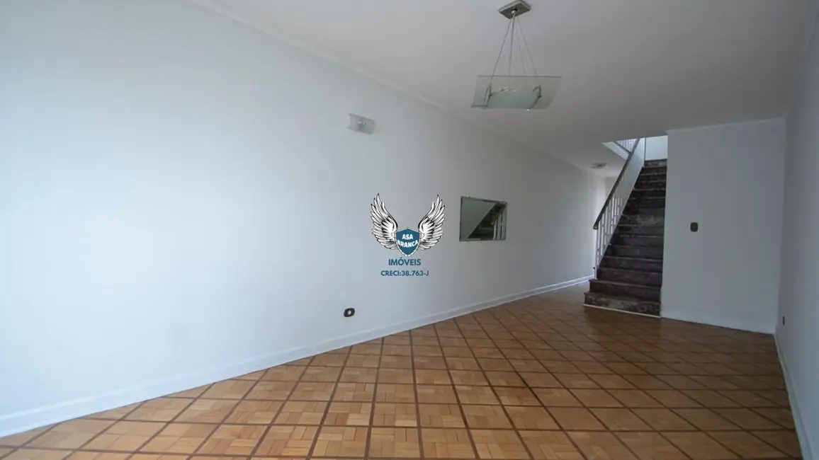 Sobrado com 3 quartos à venda, 175m2 em Santana, São Paulo - SP - imagem 3 Foto 3 de Sobrado com 3 quartos à venda, 175m2 em Santana, São Paulo - SP