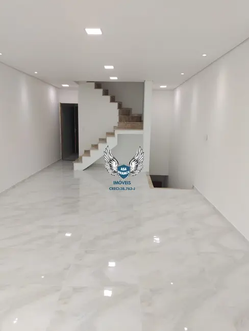 Sobrado com 3 quartos à venda, 183m2 em Tremembé, São Paulo - SP - imagem 1 Foto 1 de Sobrado com 3 quartos à venda, 183m2 em Tremembé, São Paulo - SP