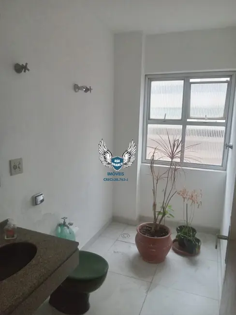 Foto 9 de Apartamento com 4 quartos para alugar, 216m2 em Cerqueira César, São Paulo - SP