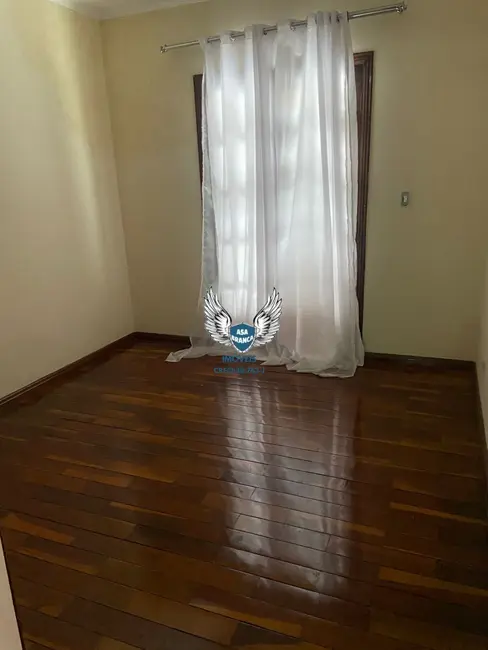 Sobrado com 4 quartos à venda, 350m2 em Tremembé, São Paulo - SP - imagem 6 Foto 6 de Sobrado com 4 quartos à venda, 350m2 em Tremembé, São Paulo - SP