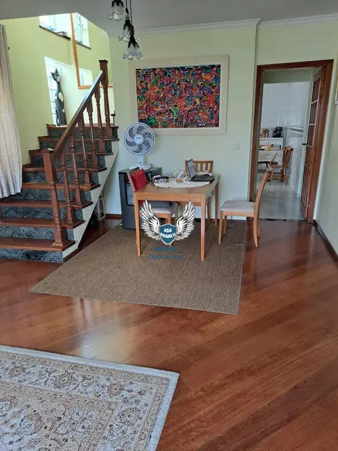 Sobrado com 4 quartos à venda, 200m2 em Jardim São Paulo(Zona Norte), São Paulo - SP - imagem 6 Foto 6 de Sobrado com 4 quartos à venda, 200m2 em Jardim São Paulo(Zona Norte), São Paulo - SP