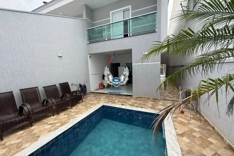 Sobrado com 3 quartos à venda, 280m2 em Jardim Guapira, São Paulo - SP - imagem 4 Foto 4 de Sobrado com 3 quartos à venda, 280m2 em Jardim Guapira, São Paulo - SP