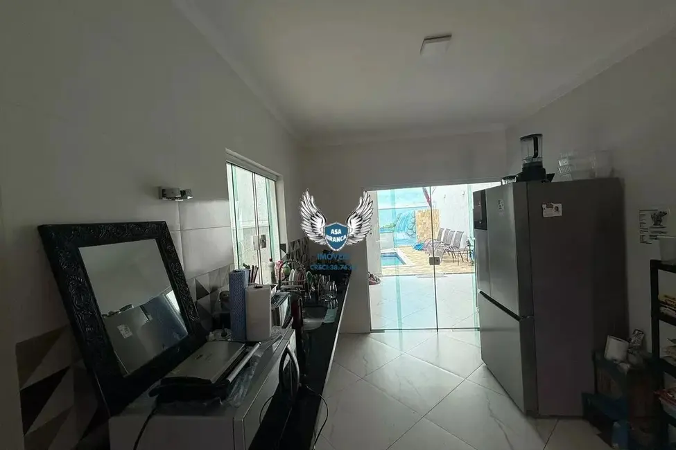 Sobrado com 3 quartos à venda, 280m2 em Jardim Guapira, São Paulo - SP - imagem 3 Foto 3 de Sobrado com 3 quartos à venda, 280m2 em Jardim Guapira, São Paulo - SP