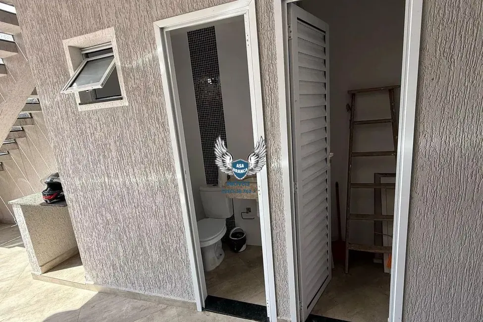 Sobrado com 3 quartos à venda, 280m2 em Jardim Guapira, São Paulo - SP - imagem 9 Foto 9 de Sobrado com 3 quartos à venda, 280m2 em Jardim Guapira, São Paulo - SP