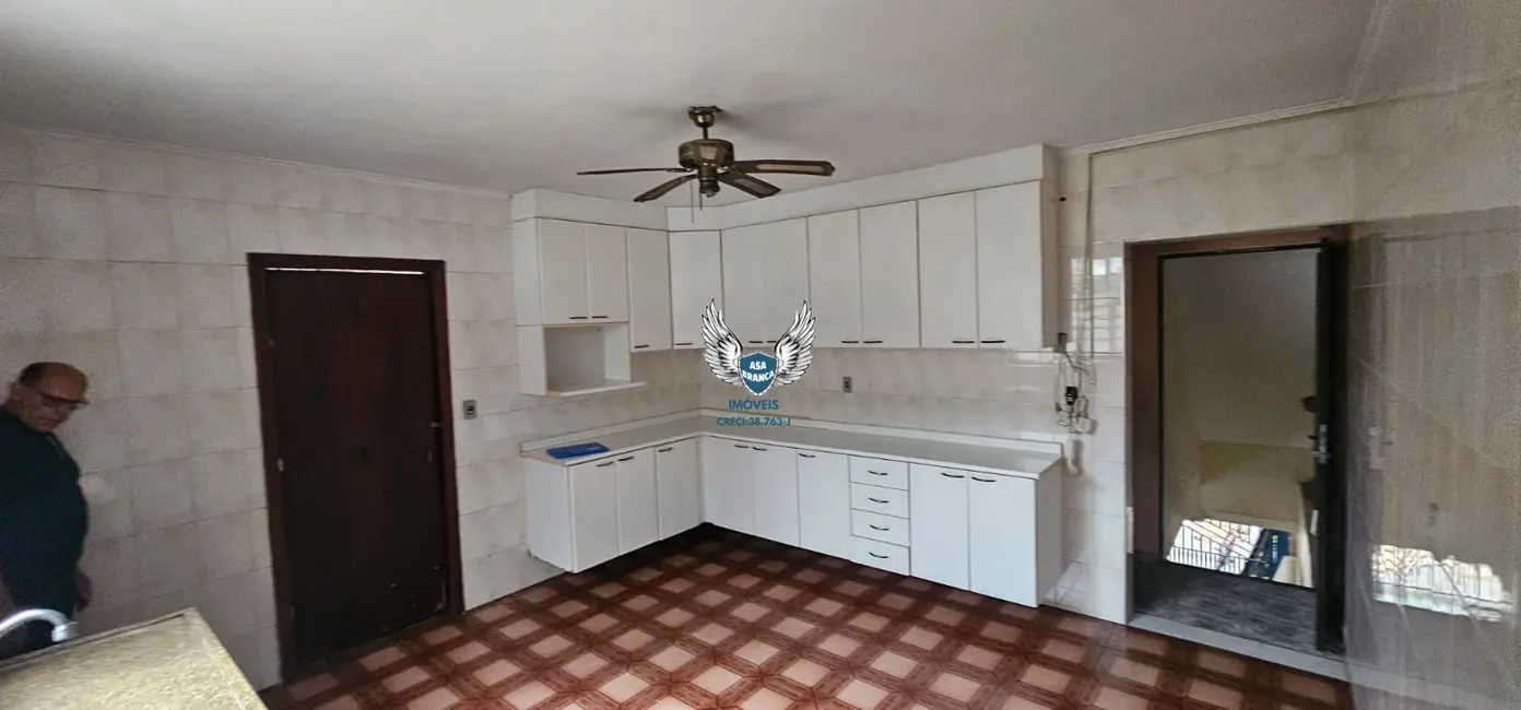 Sobrado com 3 quartos para alugar, 189m2 em Lauzane Paulista, São Paulo - SP - imagem 2 Foto 2 de Sobrado com 3 quartos para alugar, 189m2 em Lauzane Paulista, São Paulo - SP