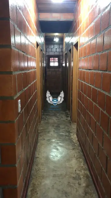 Chácara com 4 quartos à venda, 750m2 em Centro, Toledo - MG - imagem 7 Foto 7 de Chácara com 4 quartos à venda, 750m2 em Centro, Toledo - MG