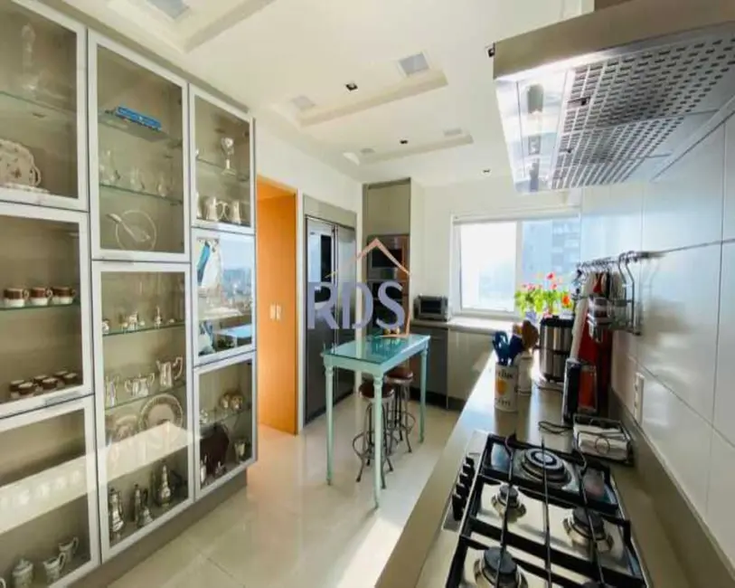 Apartamento com 3 quartos à venda, 251m2 em Campo Belo, São Paulo - SP - imagem 2 Foto 2 de Apartamento com 3 quartos à venda, 251m2 em Campo Belo, São Paulo - SP