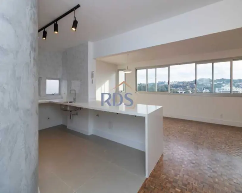 Apartamento com 3 quartos à venda, 127m2 em Jardim Europa, São Paulo - SP - imagem 2 Foto 2 de Apartamento com 3 quartos à venda, 127m2 em Jardim Europa, São Paulo - SP