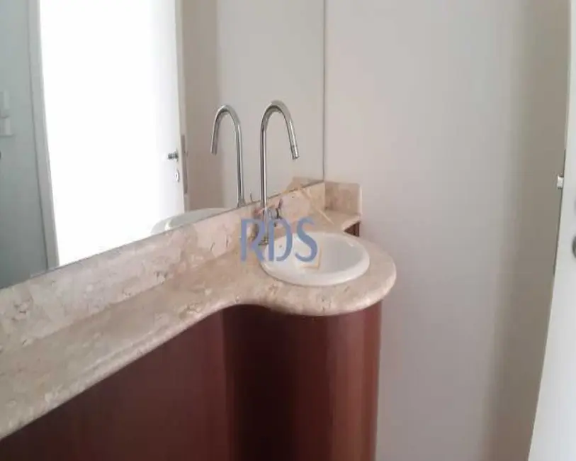 Apartamento com 3 quartos à venda, 185m2 em Santo Amaro, São Paulo - SP - imagem 7 Foto 7 de Apartamento com 3 quartos à venda, 185m2 em Santo Amaro, São Paulo - SP