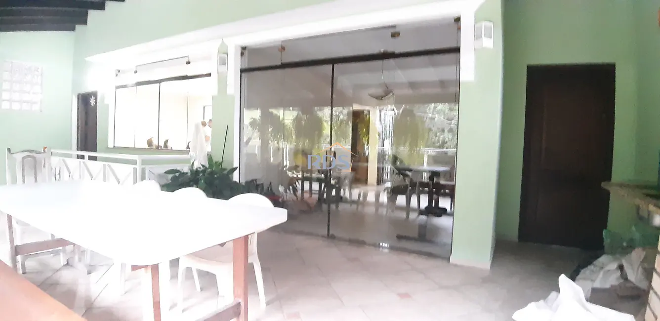 Foto 4 de Casa com 4 quartos à venda, 270m2 em Parque Assunção, Taboao Da Serra - SP