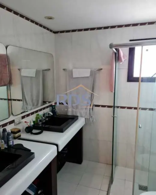 Foto 4 de Apartamento com 4 quartos à venda, 140m2 em Vila Nova Conceição, São Paulo - SP