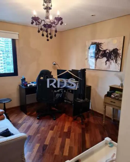 Foto 8 de Apartamento com 4 quartos à venda, 140m2 em Vila Nova Conceição, São Paulo - SP