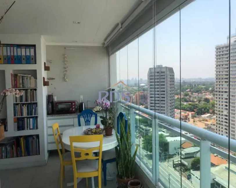 Foto 2 de Apartamento com 2 quartos à venda, 75m2 em Santo Amaro, São Paulo - SP