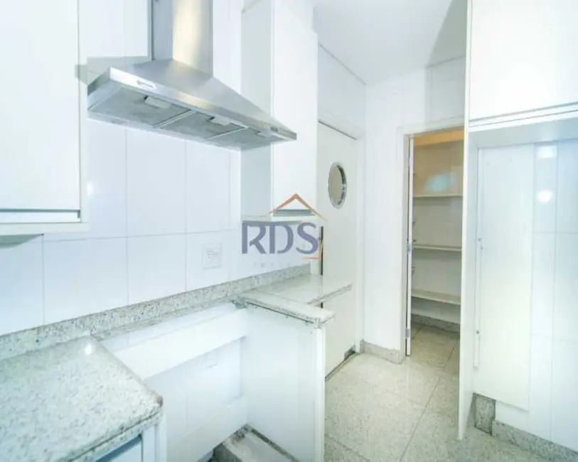 Foto 4 de Apartamento com 4 quartos à venda, 217m2 em Vila Congonhas, São Paulo - SP