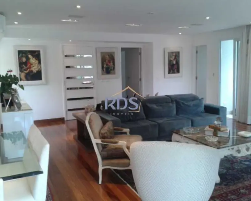 Apartamento com 3 quartos à venda, 195m2 em Indianópolis, São Paulo - SP - imagem 8 Foto 8 de Apartamento com 3 quartos à venda, 195m2 em Indianópolis, São Paulo - SP