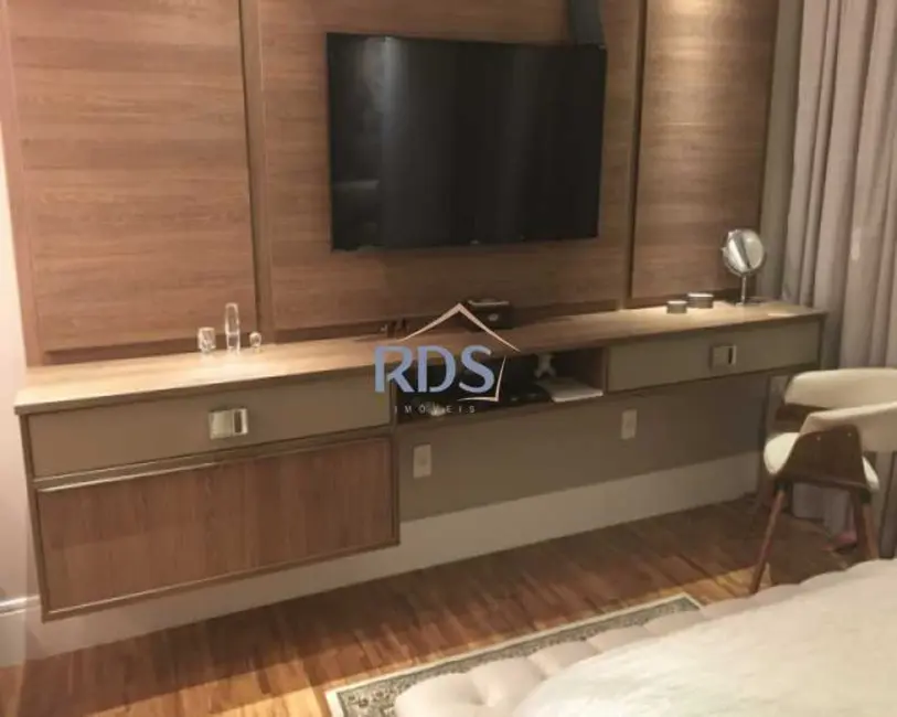 Apartamento com 4 quartos à venda, 306m2 em Moema, São Paulo - SP - imagem 9 Foto 9 de Apartamento com 4 quartos à venda, 306m2 em Moema, São Paulo - SP