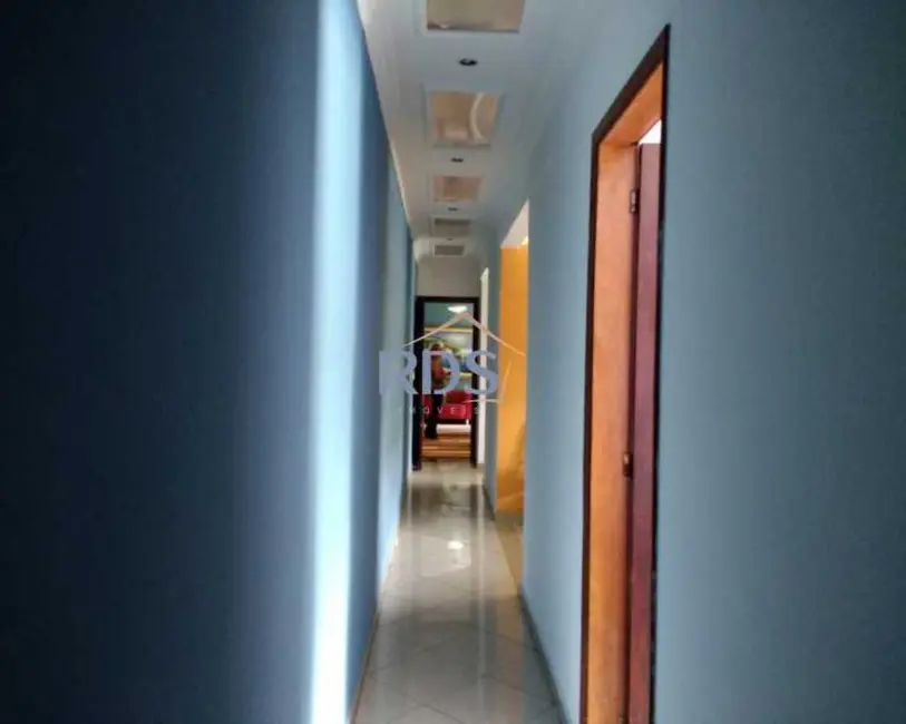 Foto 9 de Casa de Condomínio com 4 quartos à venda, 300m2 em Vila Appia Antica, Carapicuiba - SP