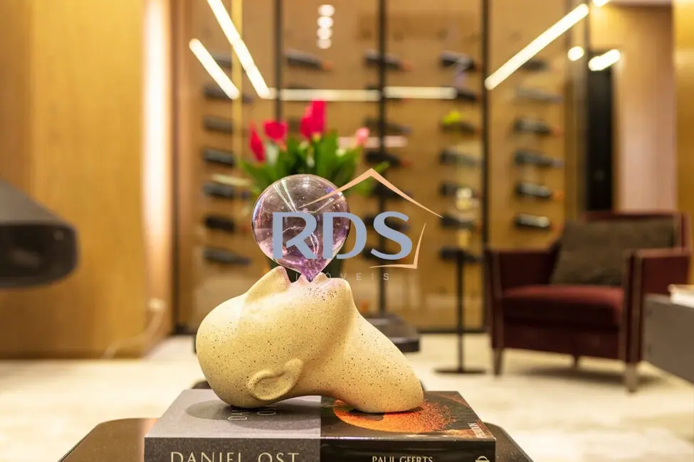 Apartamento com 3 quartos à venda, 147m2 em Vila Nova Conceição, São Paulo - SP - imagem 4 Foto 4 de Apartamento com 3 quartos à venda, 147m2 em Vila Nova Conceição, São Paulo - SP