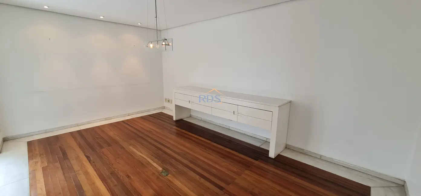 Foto 7 de Apartamento com 4 quartos à venda, 277m2 em Vila Suzana, São Paulo - SP