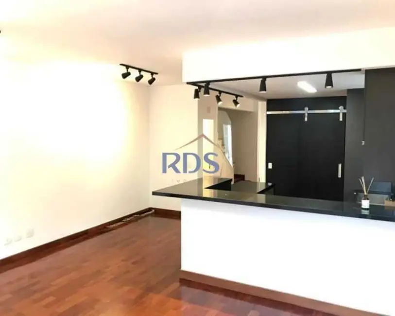 Foto 5 de Casa de Condomínio com 3 quartos à venda, 300m2 em Jardim Viana, São Paulo - SP