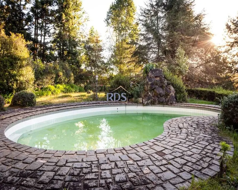 Casa com 5 quartos à venda, 533m2 em Campos Do Jordao - SP - imagem 5 Foto 5 de Casa com 5 quartos à venda, 533m2 em Campos Do Jordao - SP