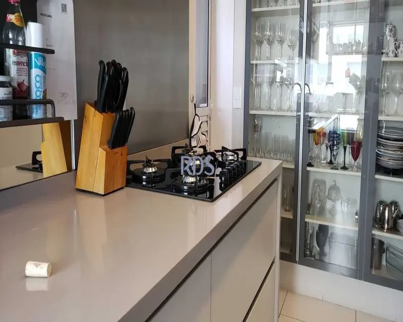 Apartamento com 3 quartos à venda, 185m2 em Campo Belo, São Paulo - SP - imagem 9 Foto 9 de Apartamento com 3 quartos à venda, 185m2 em Campo Belo, São Paulo - SP