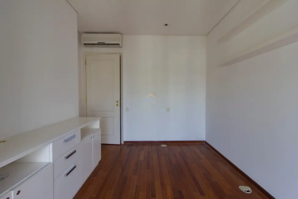 Foto 6 de Apartamento com 4 quartos à venda, 260m2 em Jardim Fonte do Morumbi, São Paulo - SP