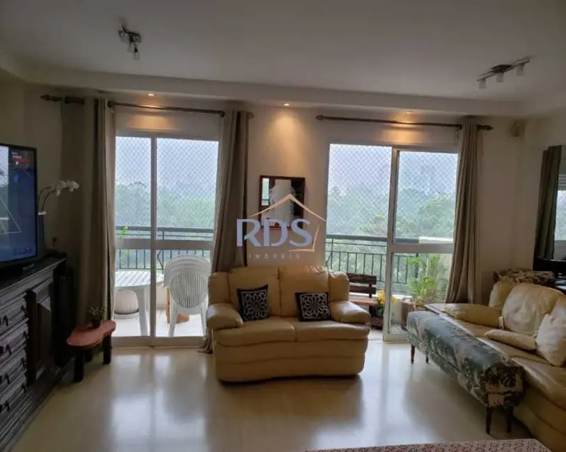 Foto 2 de Apartamento com 2 quartos para alugar, 125m2 em Vila Cruzeiro, São Paulo - SP